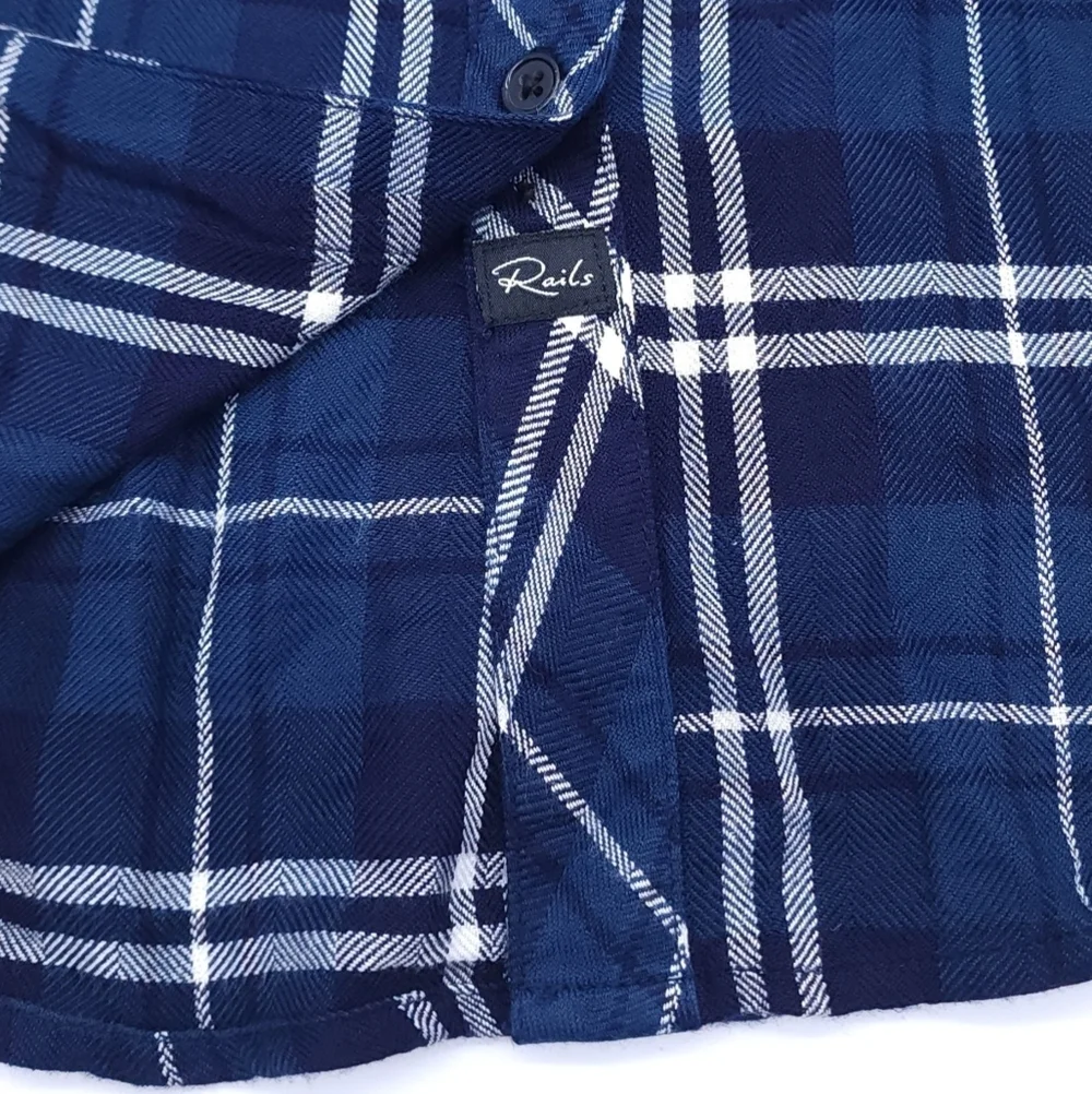 Rails Hunter Plaid Flannel Button Down Shirt in Pacific Navy Blue Small Petite - Picture 5 of 11